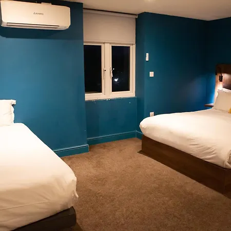 The Cherry Rooms-2